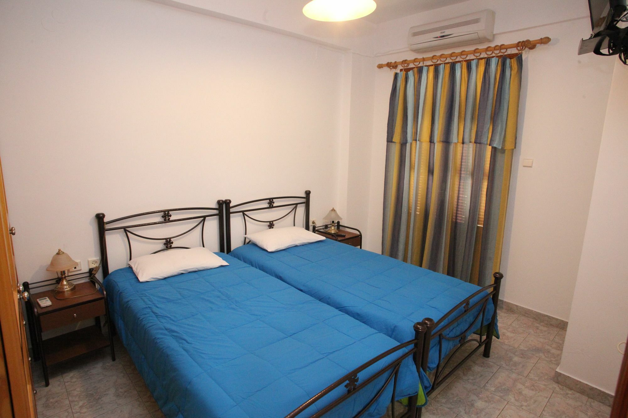 Afroditi Syros แอร์มูโปลี ภายนอก รูปภาพ